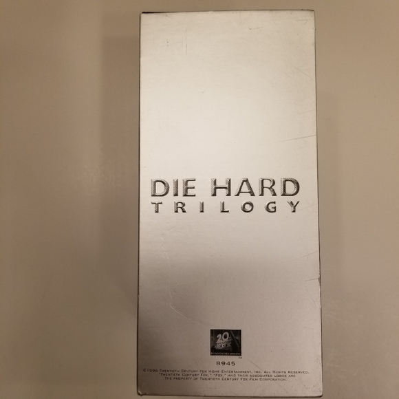 1996 Die Hard Trilogy VHS Tape Collection 3-Tape Box Set: Die Hard Bruce Willis - Picture 4 of 9